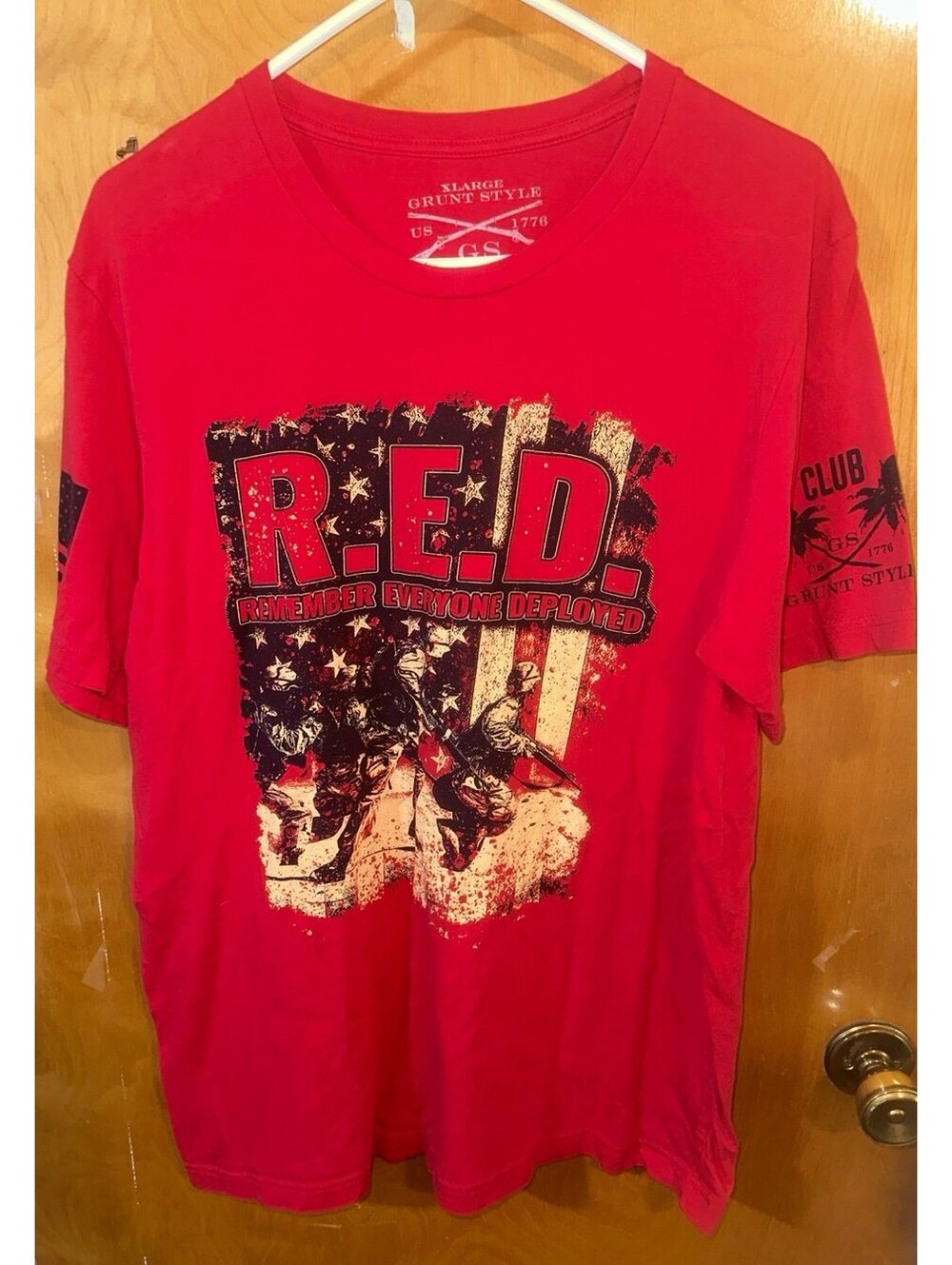 Grunt Style Remeber everyone deployed tshirt size XL